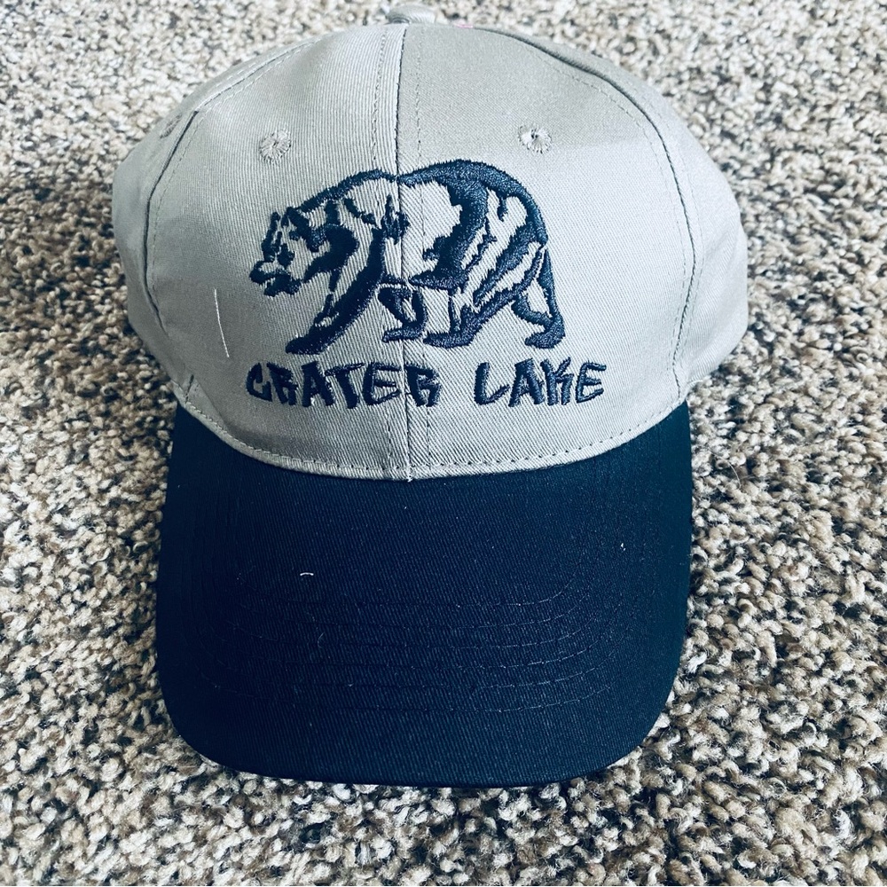 Black & Tan Crater Lake National Park Hat